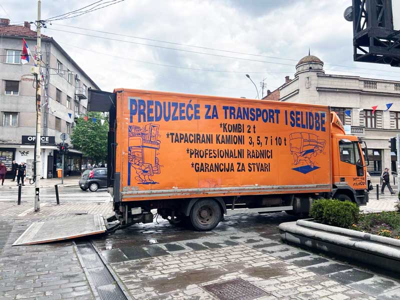 Kamionski prevoz i transport robe 